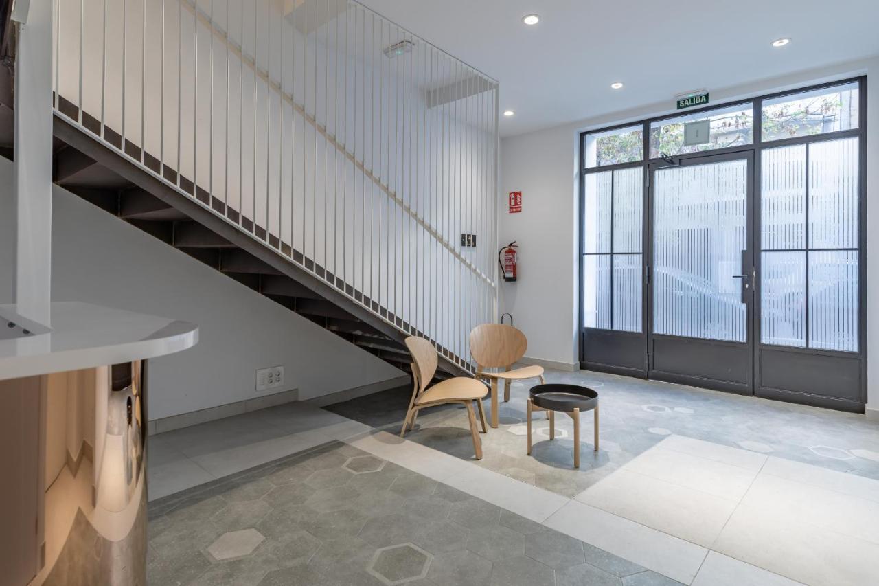 Apt With Antique Floor & Lots Of Sun Light Valencia Luaran gambar